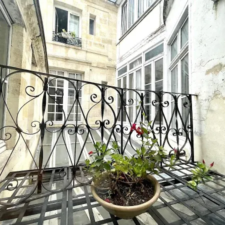 Apartment Bourgeois De 100m Carre Au Coeur De