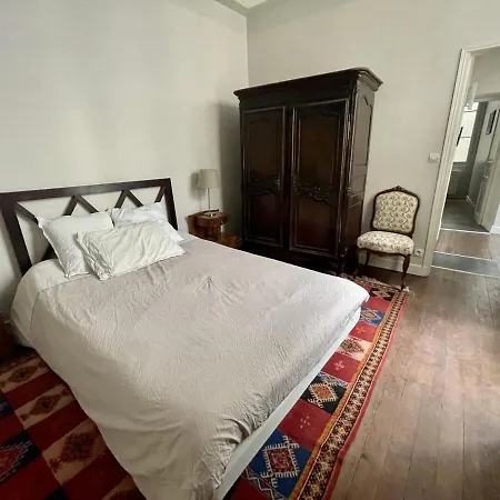 Apartment Bourgeois De 100m Carre Au Coeur De