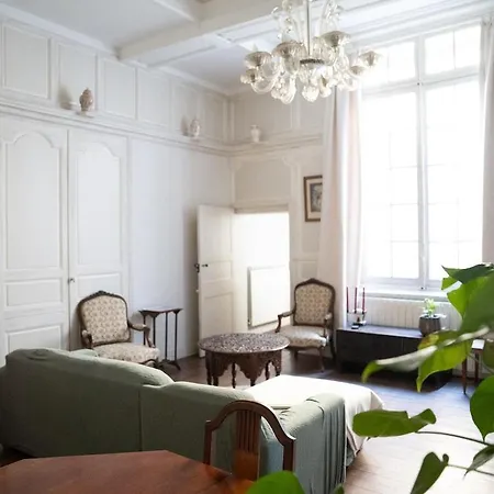 Bourgeois De 100m Carre Au Coeur De *