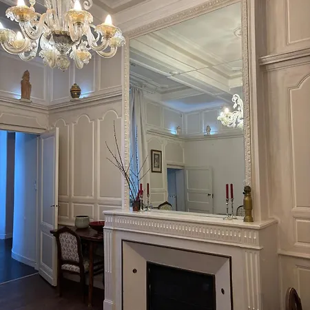 Bourgeois De 100m Carre Au Coeur De